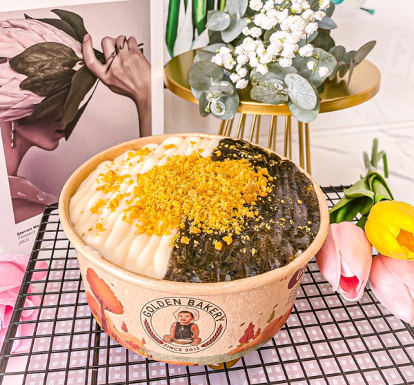 Bông Lan Trứng Muối