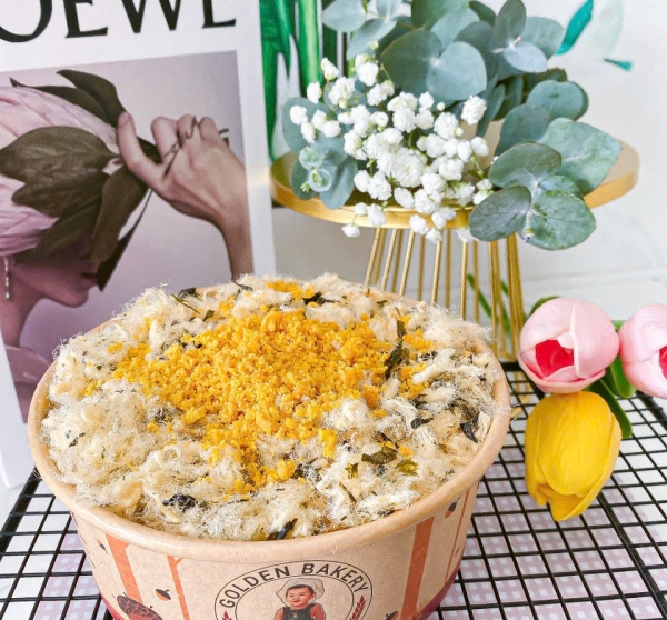 Bánh Bông Lan Sốt Phô Mai Heo Rong Biển