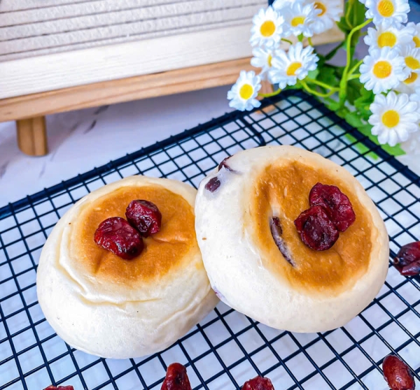 Bánh Mì Phô Mai Nam Việt Quất