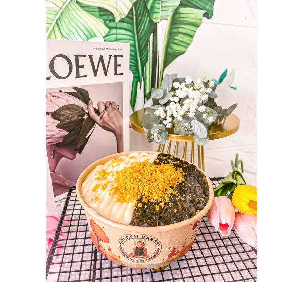 Bánh Bông Lan Sốt Phô Mai Mix Mè Đen+Chà Bông Heo