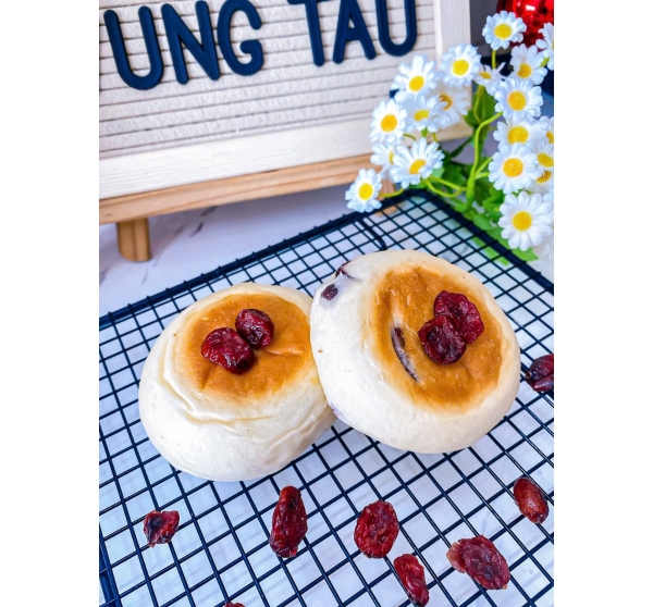 Bánh Mì Phô Mai Nam Việt Quất
